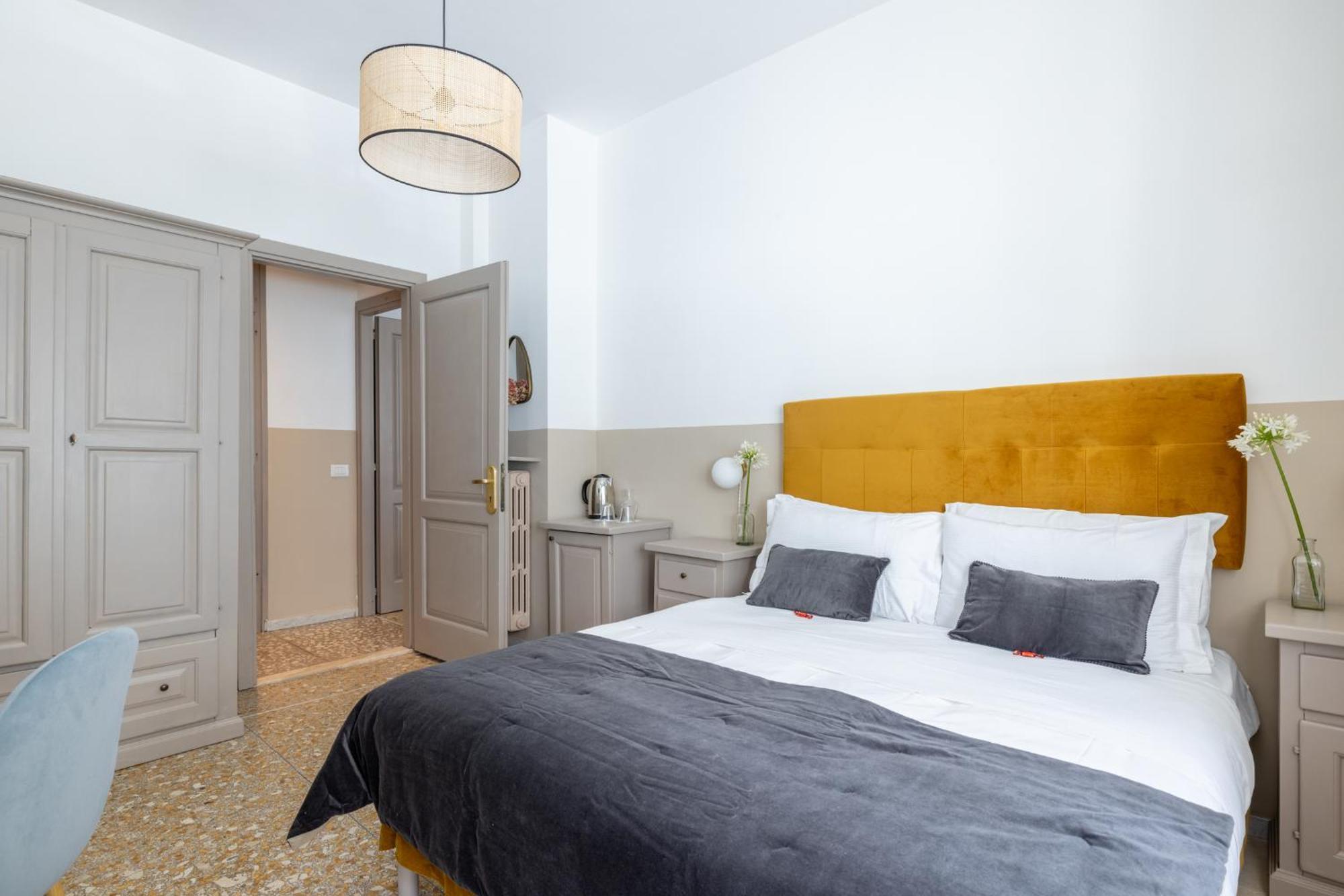 Next Stop Vatican Guesthouse Roma Ngoại thất bức ảnh
