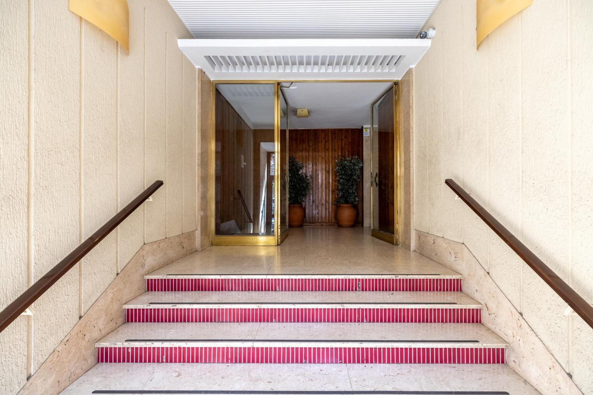 Next Stop Vatican Guesthouse Roma Ngoại thất bức ảnh